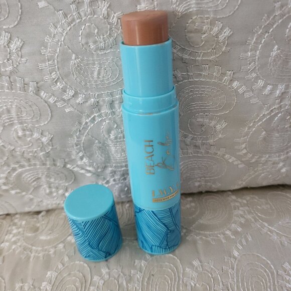 The Doll 10 LWYA Beach Babe Bronzer Stick - Picture 1 of 3